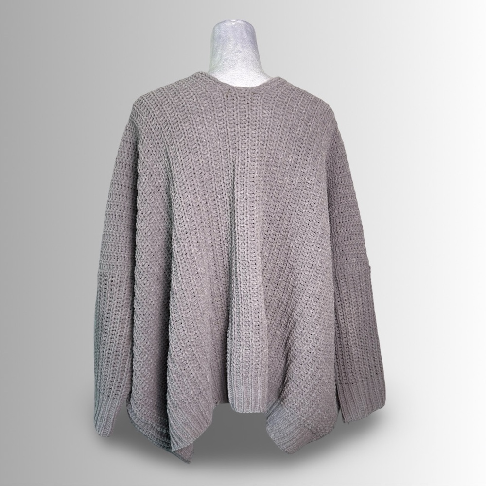 POL Oversized Gray Sweater, Deep V-Neck, Cotton/Poly Blend, Size Large - Picture 4 of 7